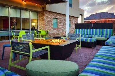 Home2 Suites by Hilton Tupelo - Patio Area